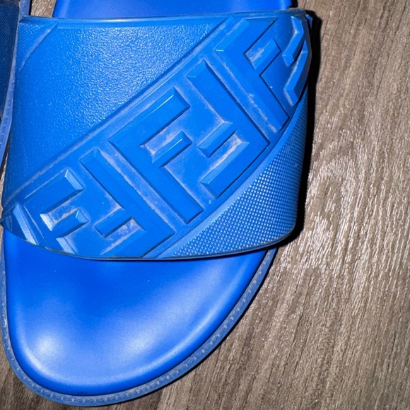 Blue Fendi FF Motif Embossed Slides - Picture 4 of 8